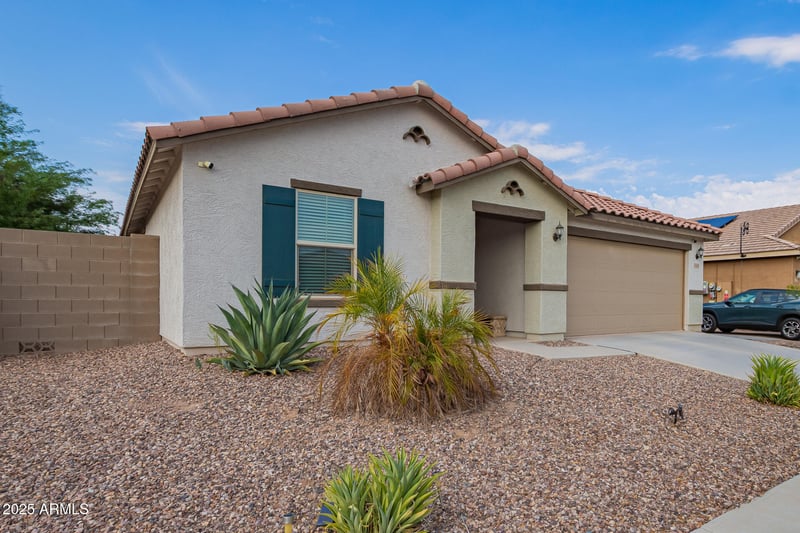 17192 Pinnacle Vista Dr, Surprise, AZ 85387