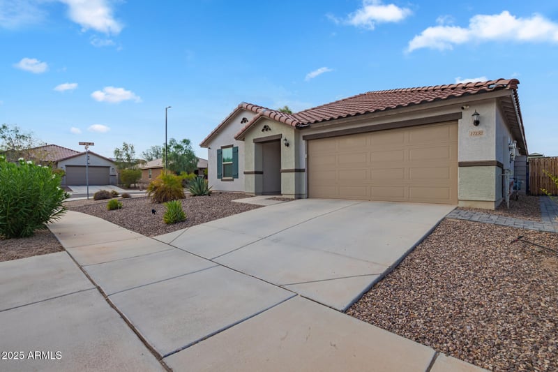 17192 Pinnacle Vista Dr, Surprise, AZ 85387