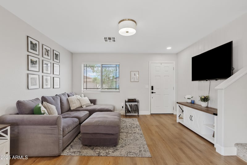 1720 Dust Devil Dr, San Tan Valley, AZ 85143