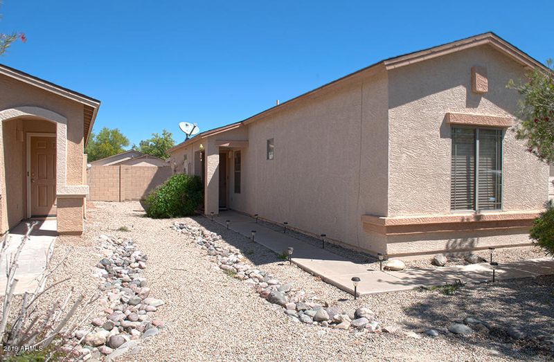 1720 E Silktassel Trl, San Tan Valley, AZ 85143