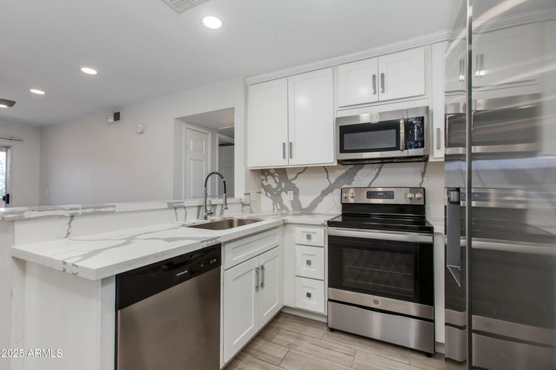 1720 E Thunderbird Rd #1056, Phoenix, AZ 85022