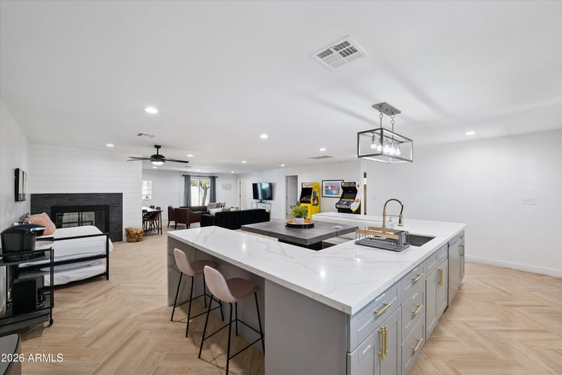 1720 W Sunnyslope Ln, Phoenix, AZ 85021