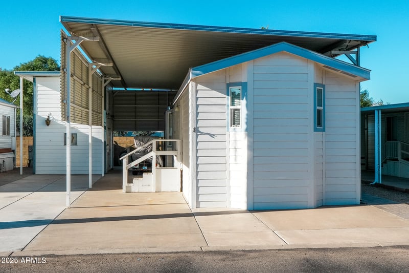 17200 Bell Rd #11, Surprise, AZ 85374