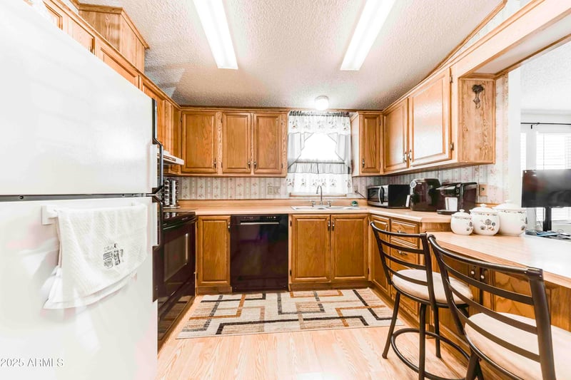 17200 Bell Rd #1693, Surprise, AZ 85374