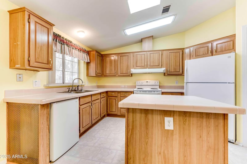 17200 Bell Rd #2360, Surprise, AZ 85374