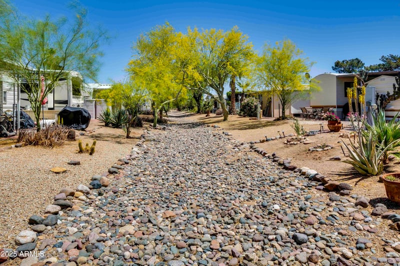 17200 Bell Rd #324, Surprise, AZ 85374