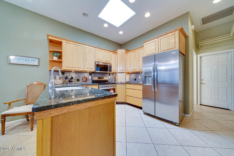 17200 Bell Rd #357, Surprise, AZ 85374