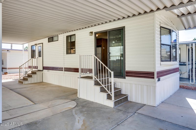 17200 Bell Rd #387, Surprise, AZ 85374