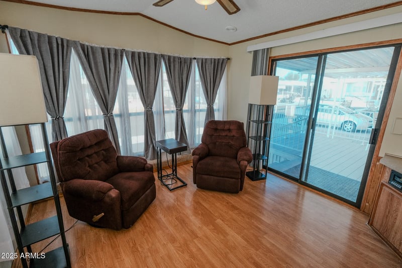 17200 Bell Rd #422, Surprise, AZ 85374