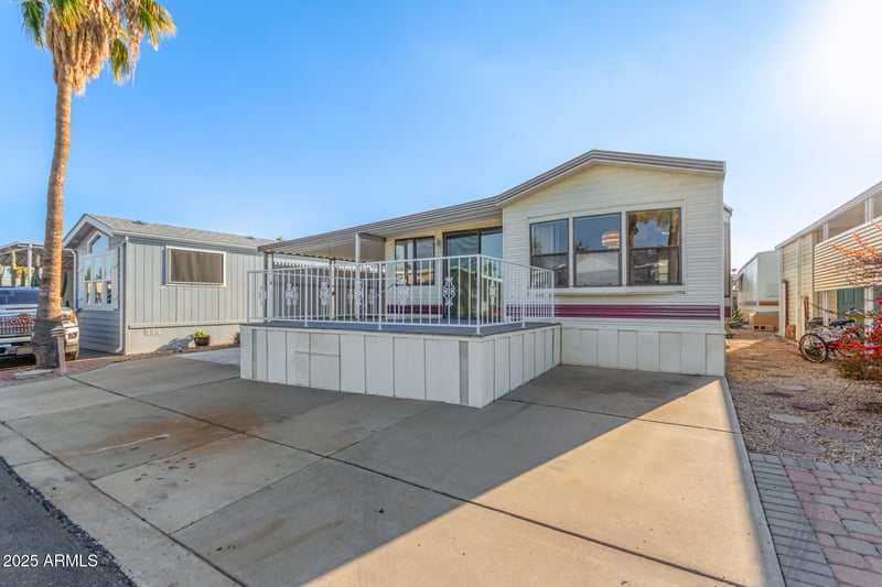 17200 Bell Rd #517, Surprise, AZ 85374