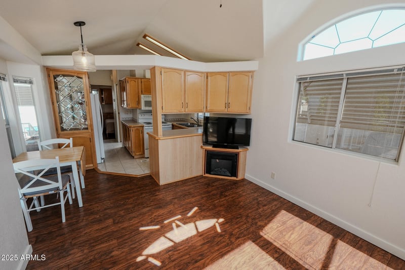 17200 Bell Rd #633, Surprise, AZ 85374