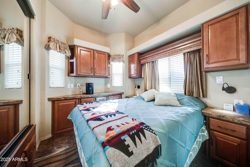 17200 Bell Rd #817, Surprise, AZ 85374