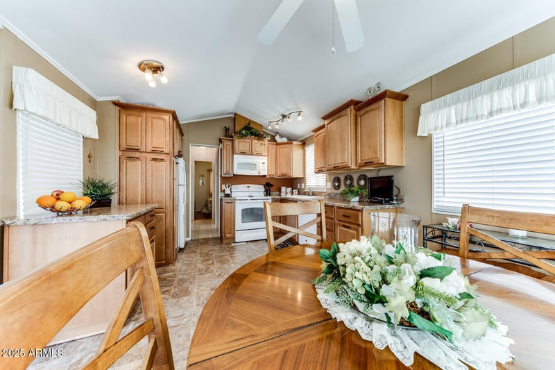 17200 Bell Rd #866, Surprise, AZ 85374