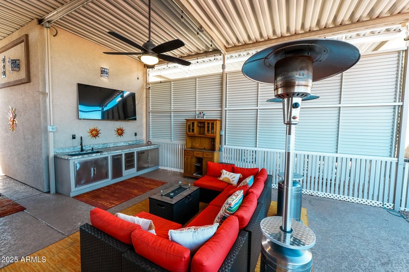 17200 Bell Rd #996, Surprise, AZ 85374