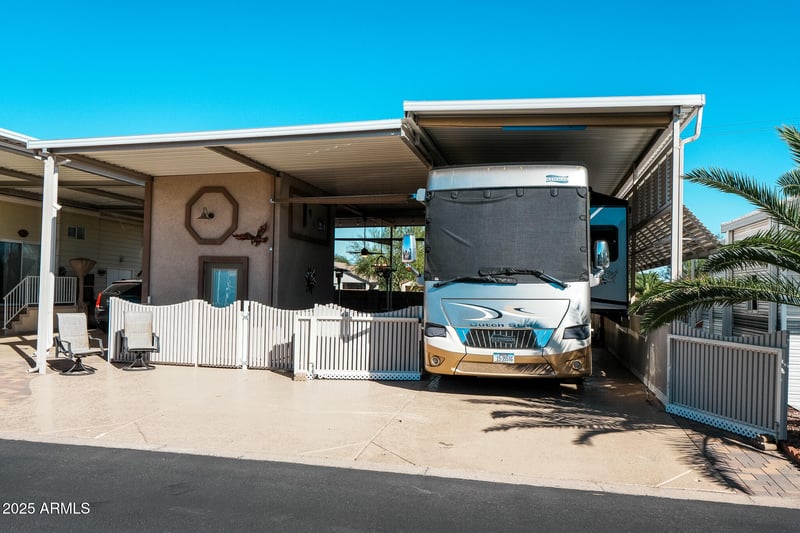 17200 Bell Rd #996, Surprise, AZ 85374