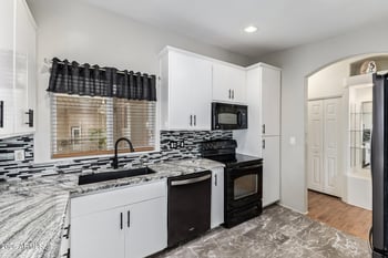 17200 W Bell Rd #1048, Surprise, AZ 85374