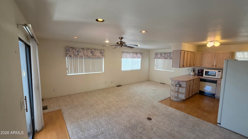 17200 Bell Rd #1255, Surprise, AZ 85374
