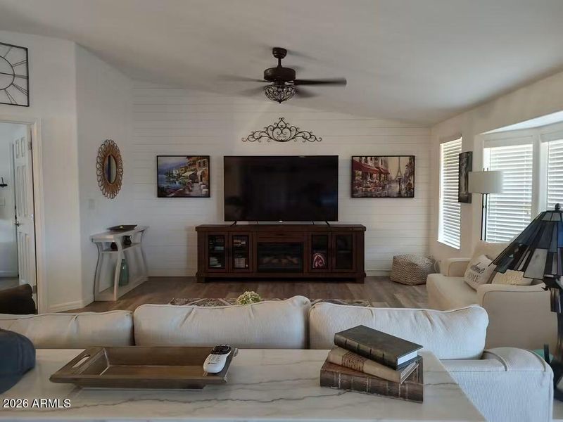 17200 W Bell Rd #2323, Surprise, AZ 85374
