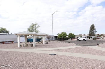 17202 66th Dr, Glendale, AZ 85308