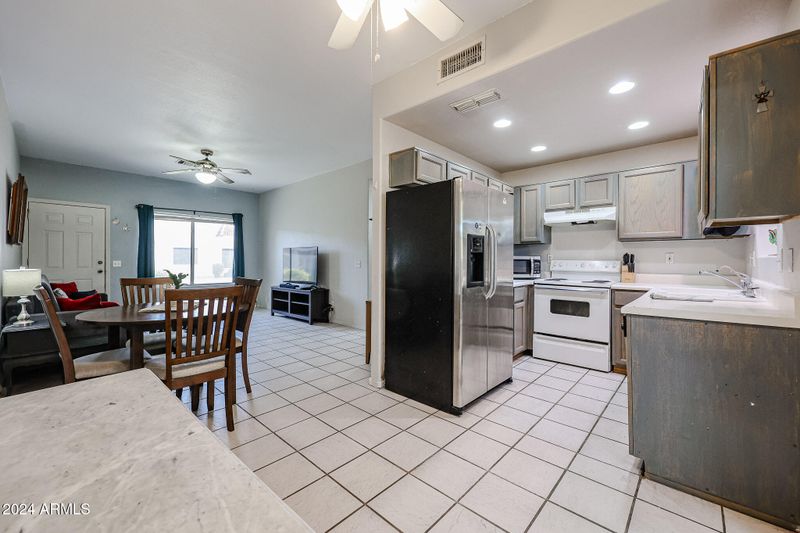 17202 N 16th Dr #2, Phoenix, AZ 85023
