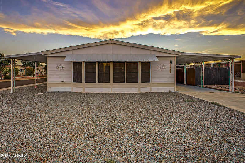 17202 66th Dr, Glendale, AZ 85308