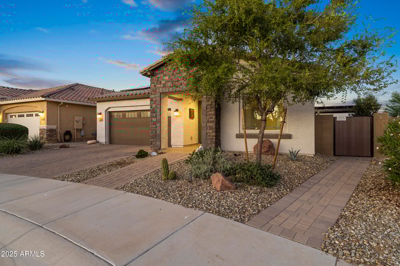 17204 Artemisa Ave, Surprise, AZ 85387