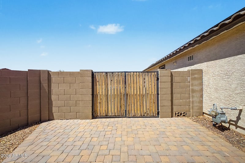 17207 Pinnacle Vista Dr, Surprise, AZ 85387