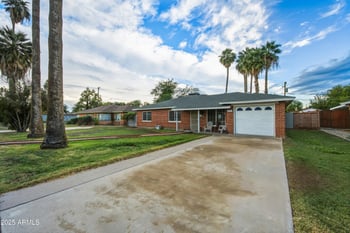 1721 Berridge Ln, Phoenix, AZ 85015