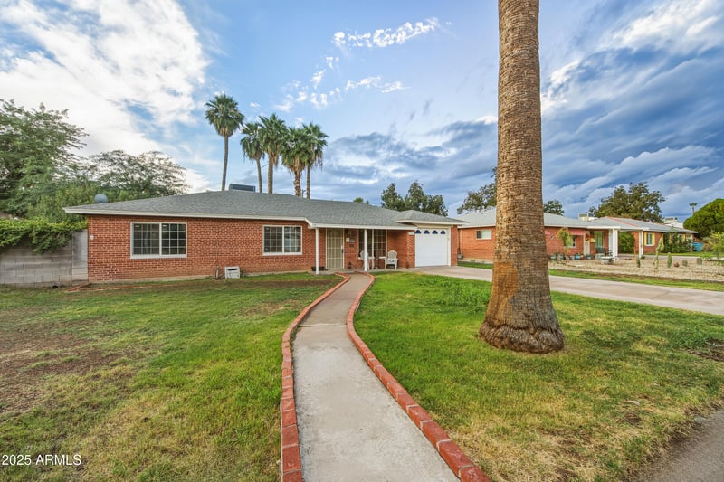 1721 Berridge Ln, Phoenix, AZ 85015