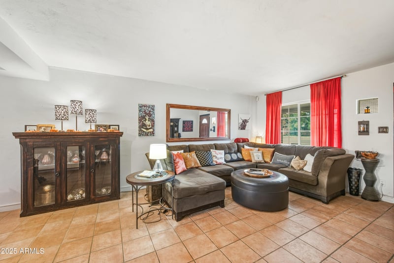 1721 Berridge Ln, Phoenix, AZ 85015