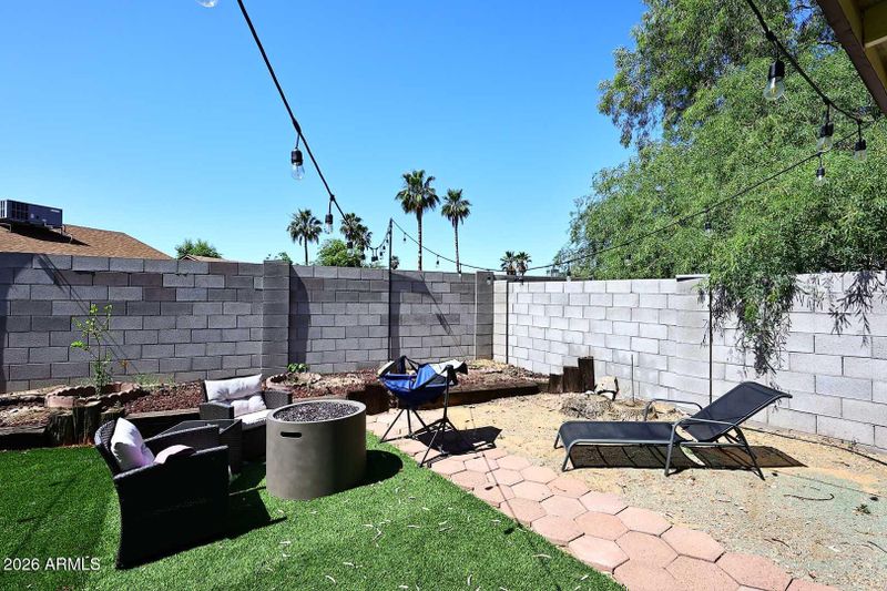 1721 E Sandra Ter, Phoenix, AZ 85022