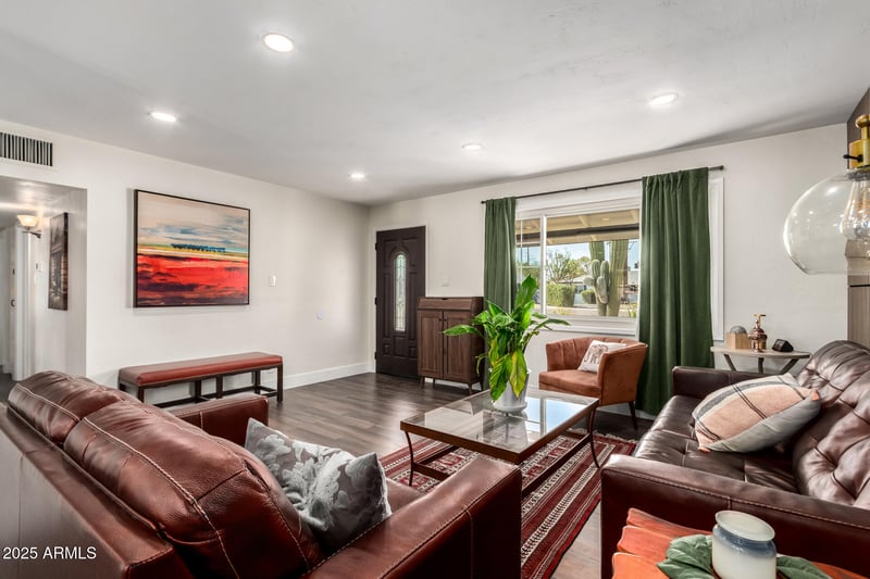 1721 Shafer Dr, Tempe, AZ 85281