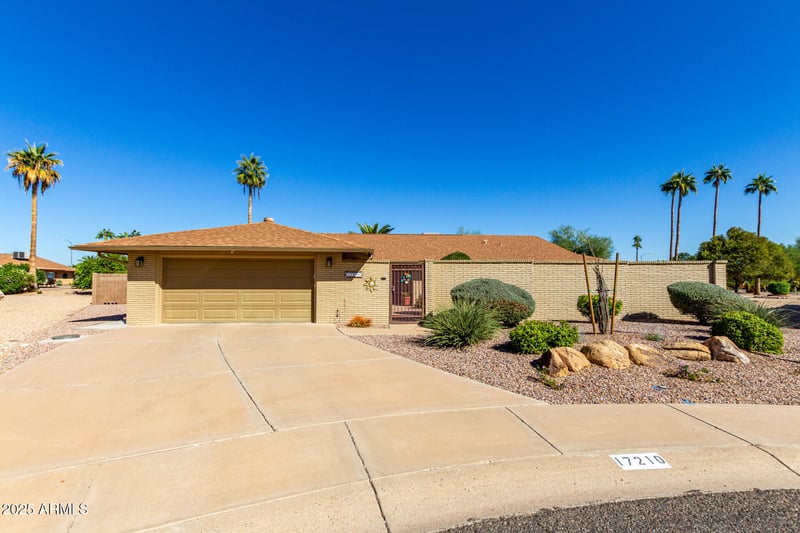 17210 131st Dr, Sun City West, AZ 85375