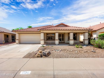 17210 Cassi Dr, Surprise, AZ 85374