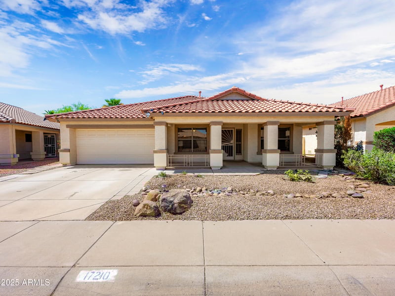 17210 Cassi Dr, Surprise, AZ 85374