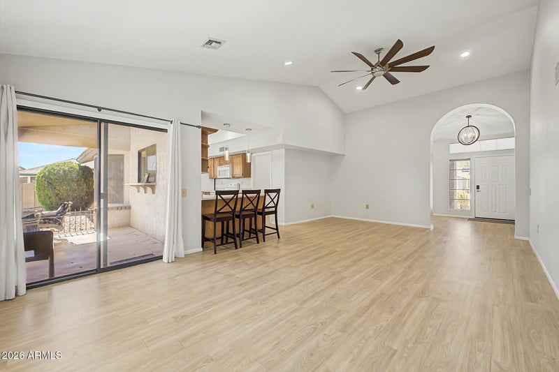 17211 N Desert Glen Dr, Sun City West, AZ 85375