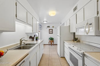 17211 N Pinion Ln, Sun City, AZ 85373