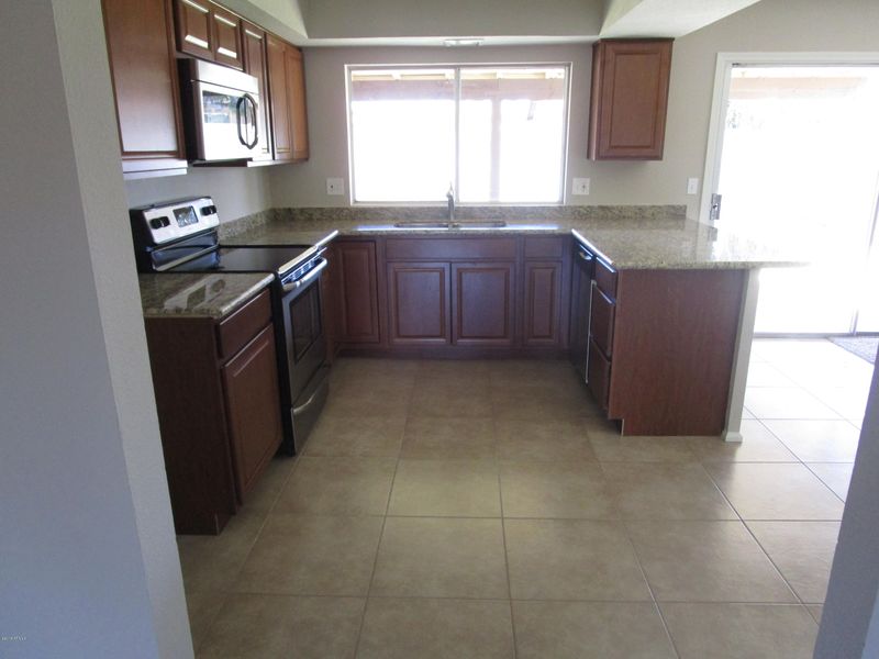 17213 N 36 Dr, Glendale, AZ 85308