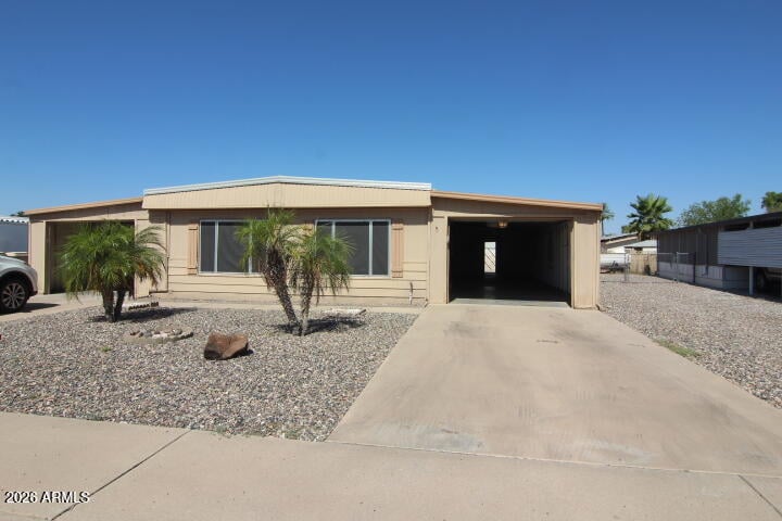 17214 66th Dr, Glendale, AZ 85308