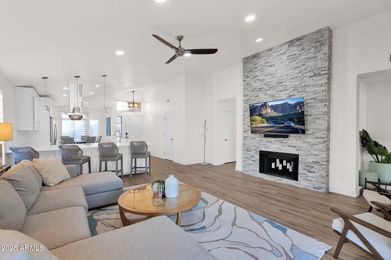 17216 Hillcrest Dr, Fountain Hills, AZ 85268