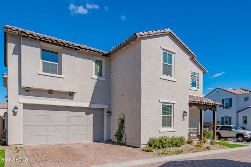 17216 N 10th St, Phoenix, AZ 85022