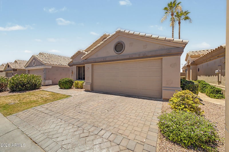 17216 N Winding Trl, Surprise, AZ 85374