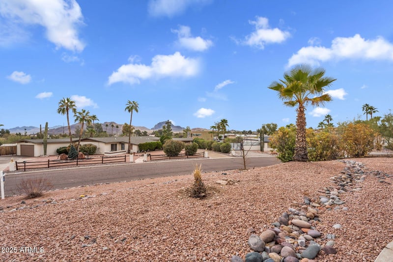 17218 Parlin Dr, Fountain Hills, AZ 85268