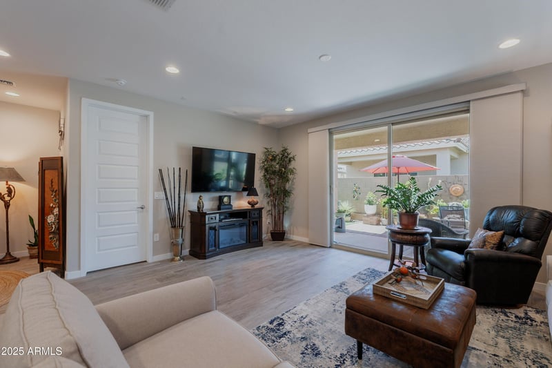 17219 La Luz Rd, Surprise, AZ 85387