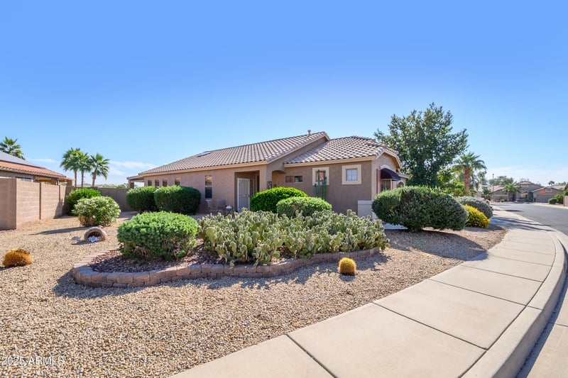 17219 Linkletter Ln, Surprise, AZ 85374