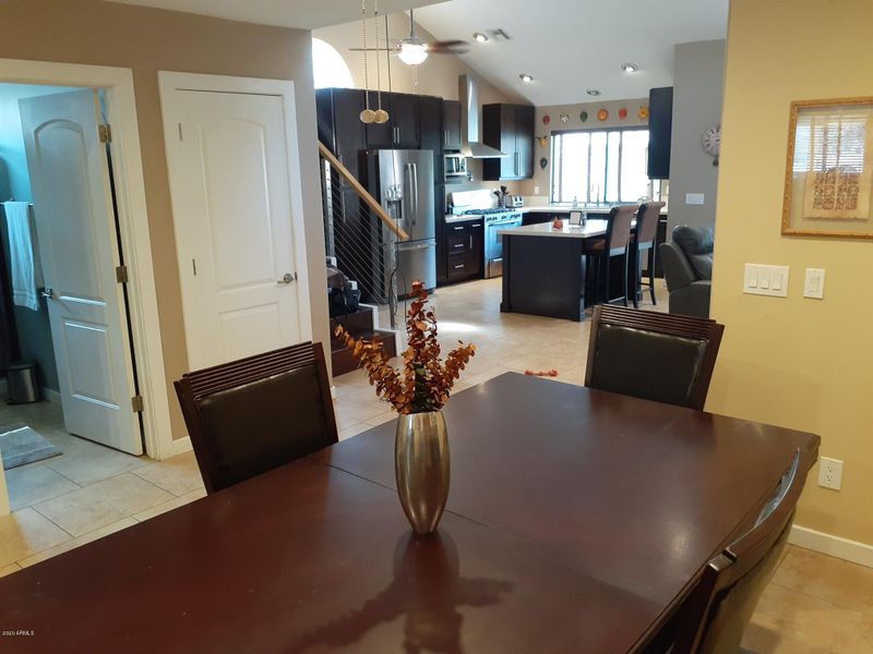 1722 E Carson Rd, Phoenix, AZ 85042