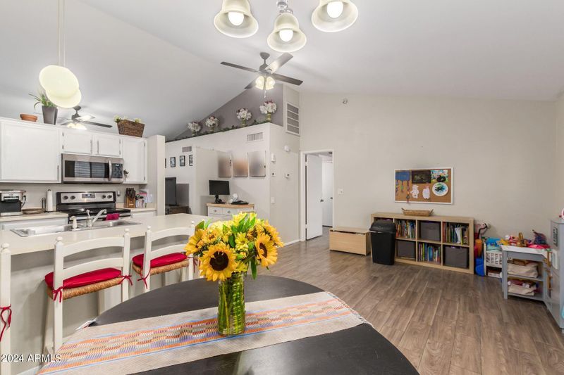 1722 E Grandview Rd, Phoenix, AZ 85022
