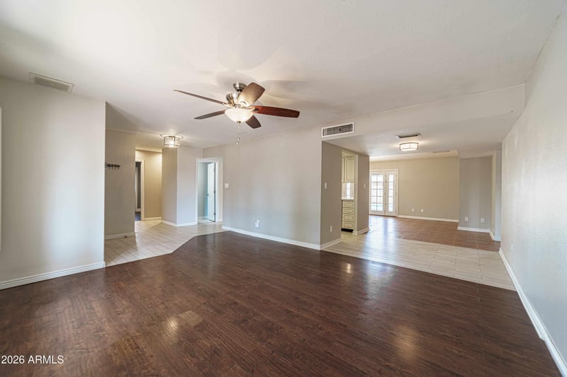 1722 La Jolla Dr, Tempe, AZ 85282