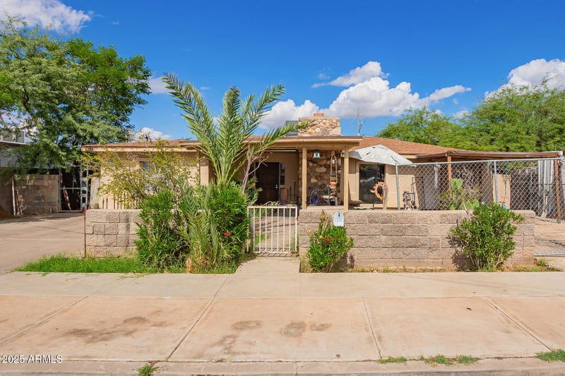 1722 Yuma St, Phoenix, AZ 85007