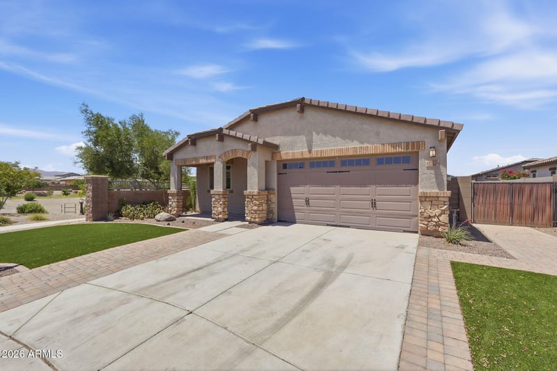 17222 Orchid Ln, Waddell, AZ 85355